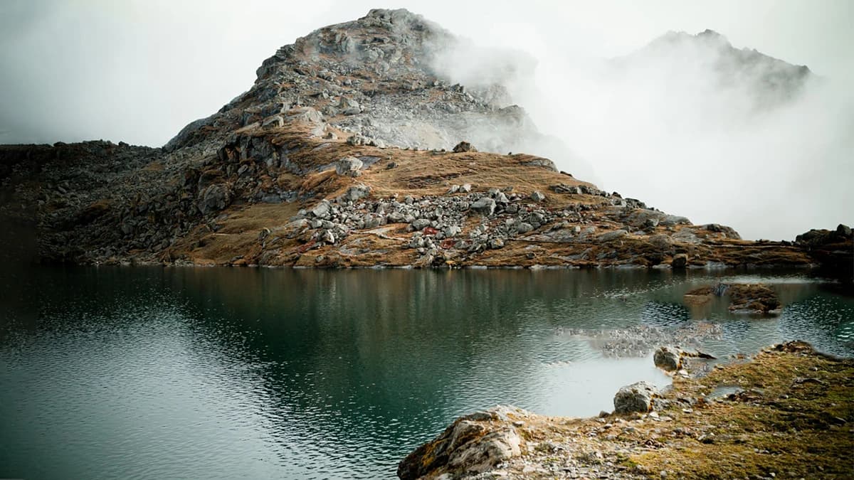 Gosaikunda Lake Heli Tour