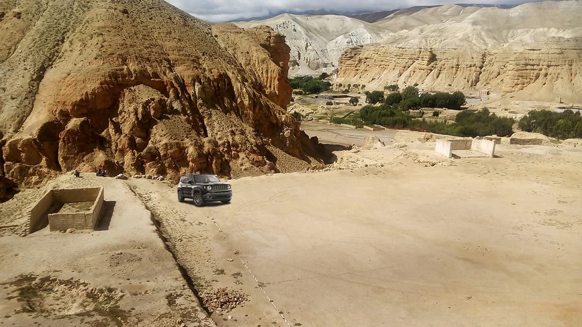 Upper Mustang Jeep Tour