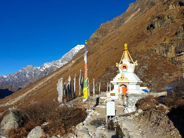 Langtang Gosaikunda Trek