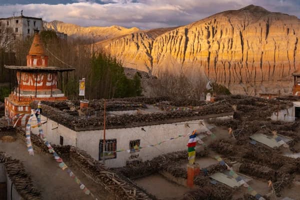 Nepal Cuts Trekking Costs in Upper Mustang With Daily Permit System